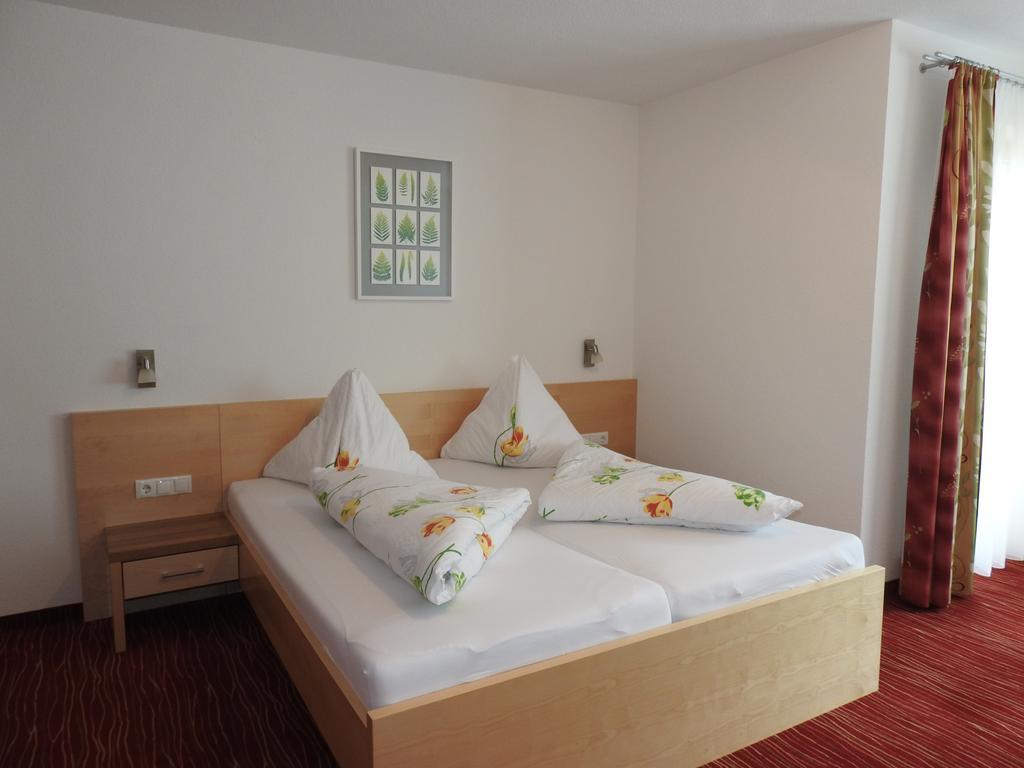 Hotel Alpenfrieden Kappl  Extérieur photo